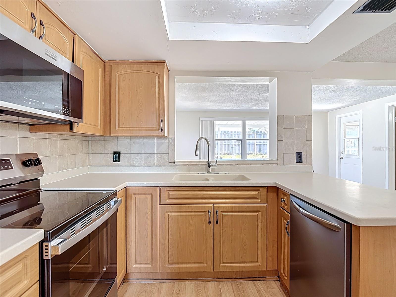 Image 14 of 46 For 10806 Jason Road