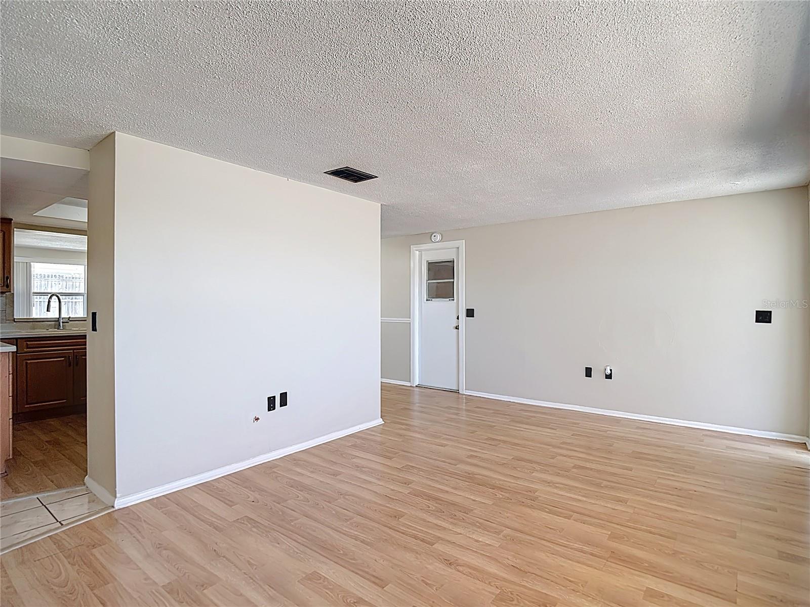 Image 7 of 46 For 10806 Jason Road