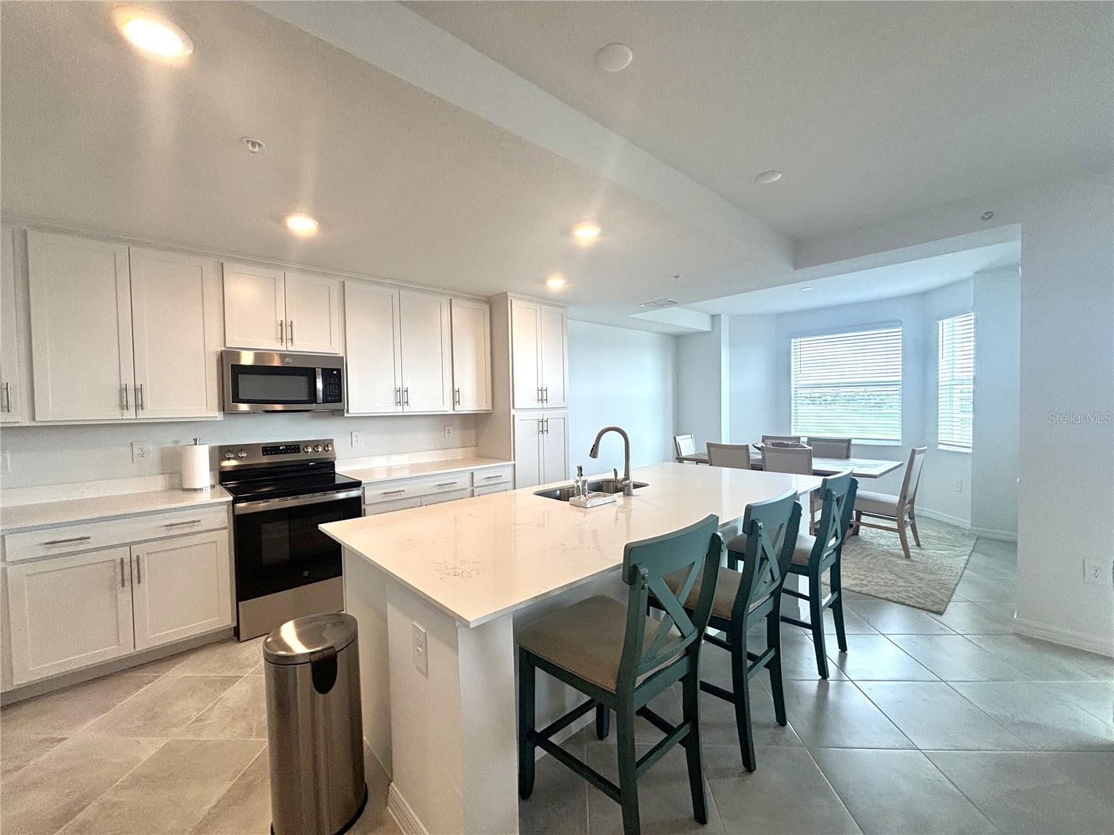 Image 3 of 42 For 17560 Opal Sand Drive 207