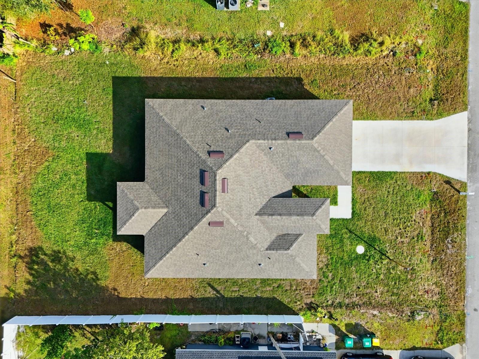 Image 38 of 39 For 21460 Dawson Avenue