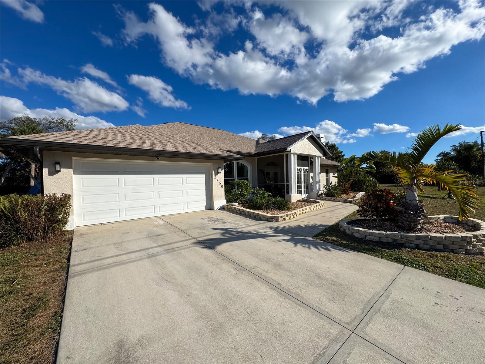 Image 2 of 45 For 2750 Abbotsford Street