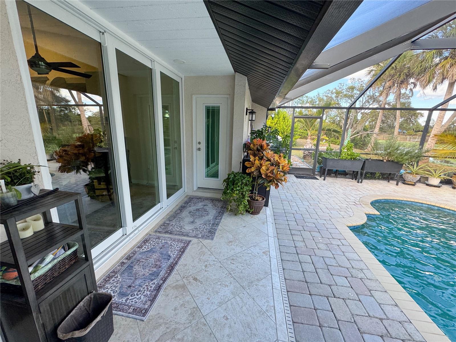 Image 38 of 45 For 2750 Abbotsford Street