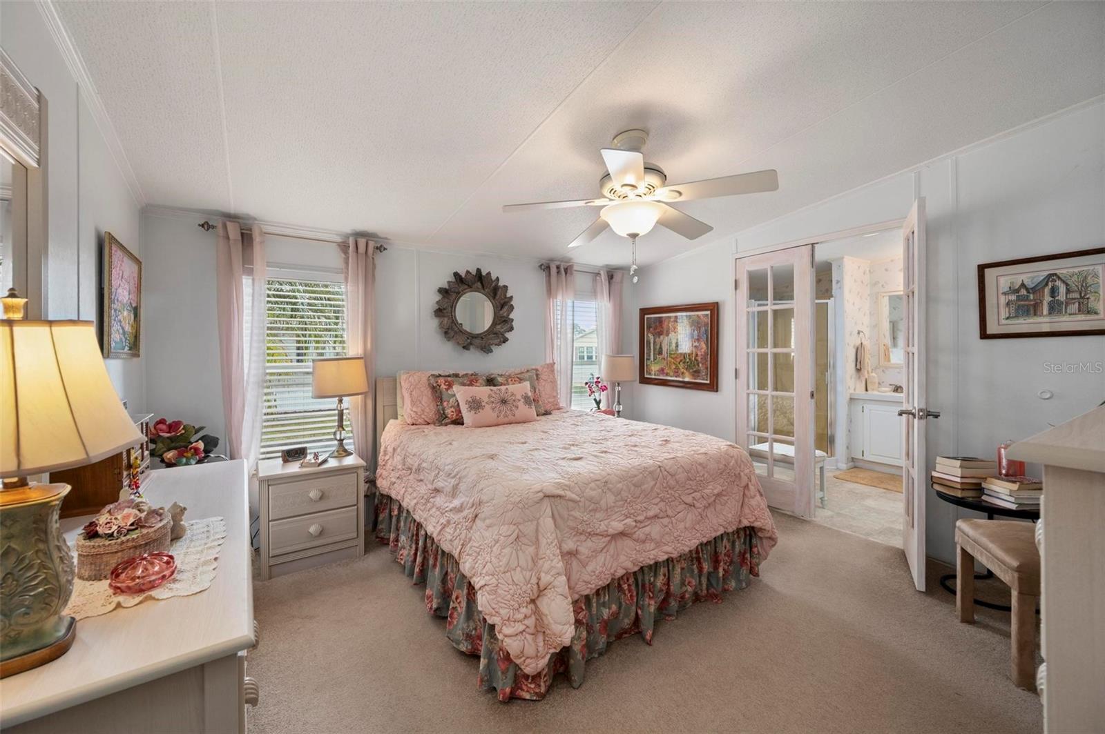 Image 19 of 68 For 1000 Kings Highway 274