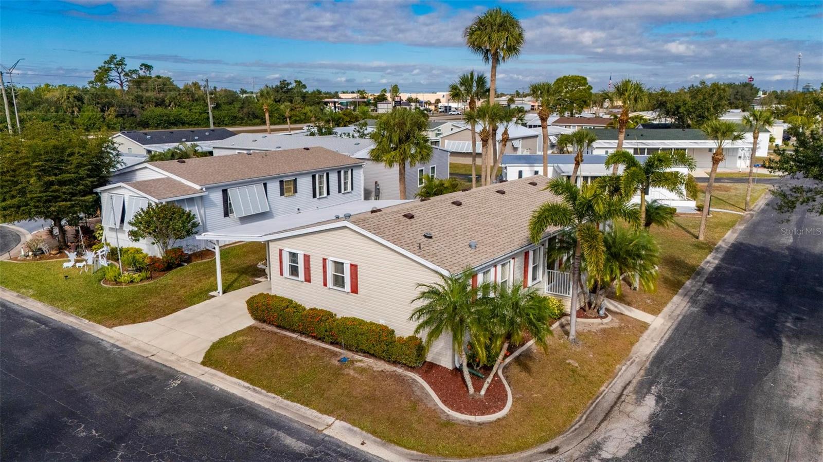 Image 46 of 68 For 1000 Kings Highway 274