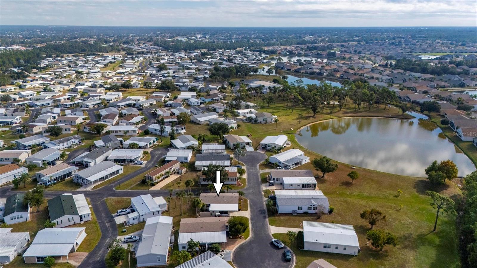 Image 51 of 68 For 1000 Kings Highway 274