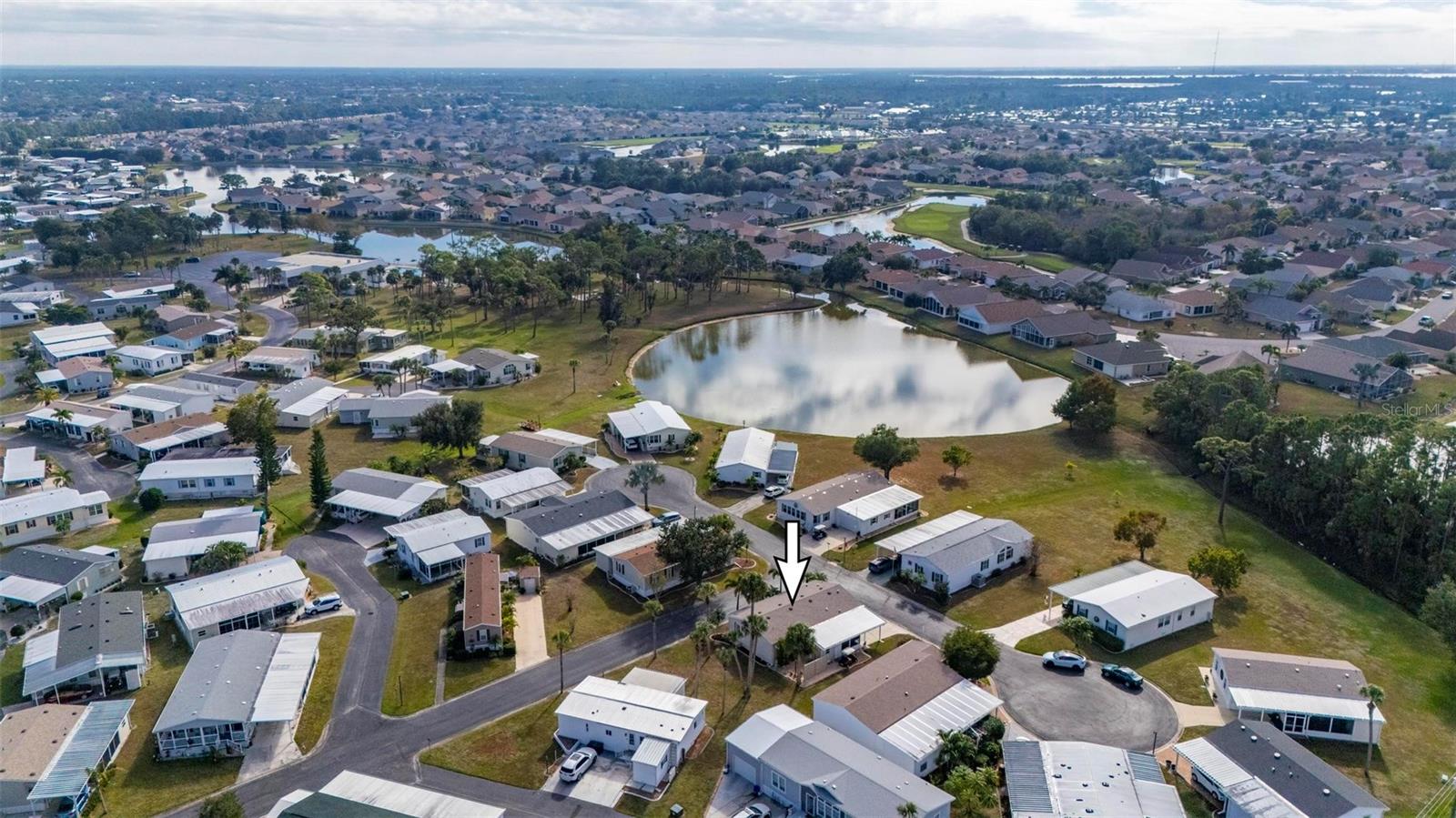 Image 52 of 68 For 1000 Kings Highway 274