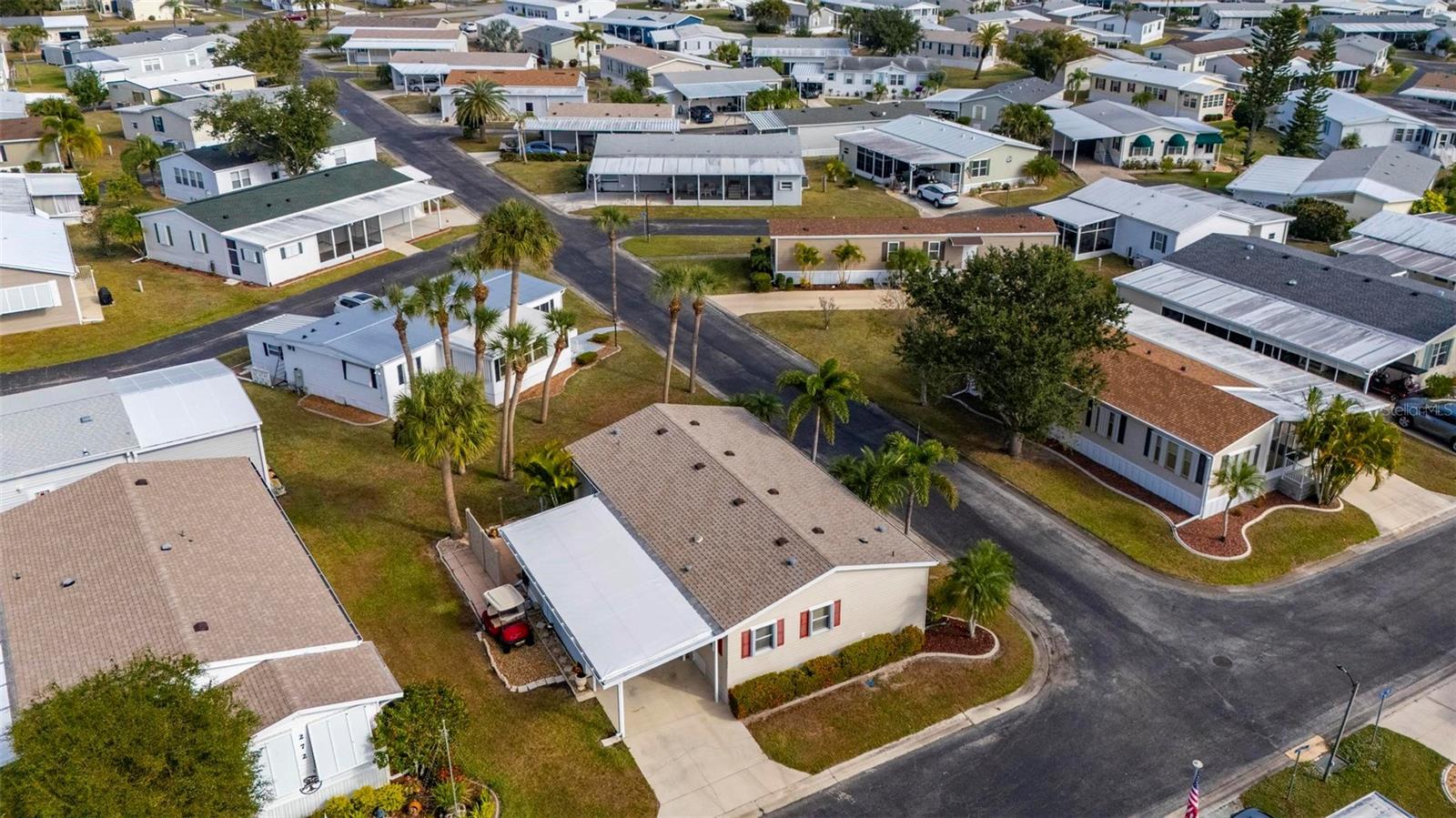 Image 57 of 68 For 1000 Kings Highway 274