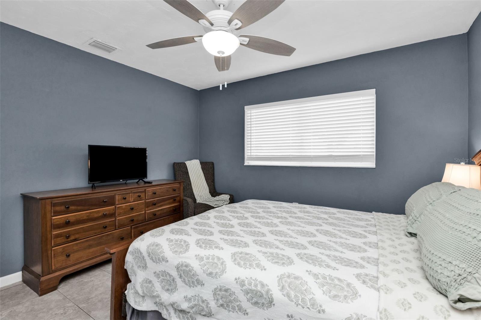 Image 16 of 51 For 419 Mckenzie Street