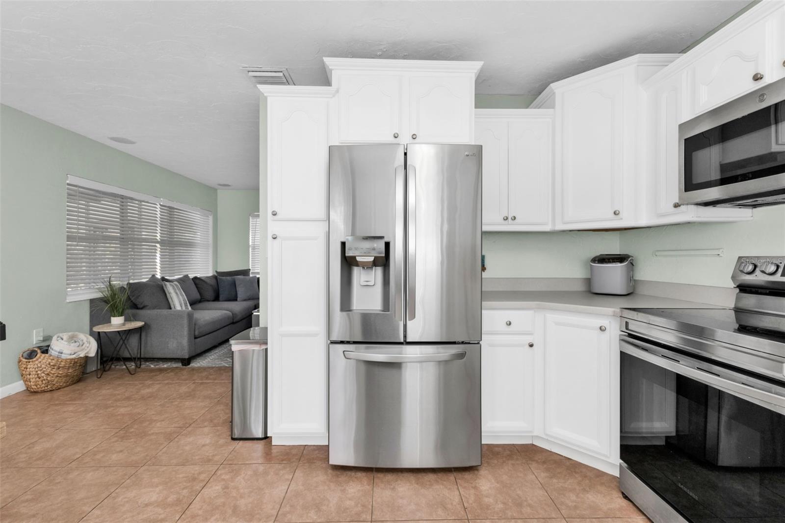 Image 26 of 51 For 419 Mckenzie Street