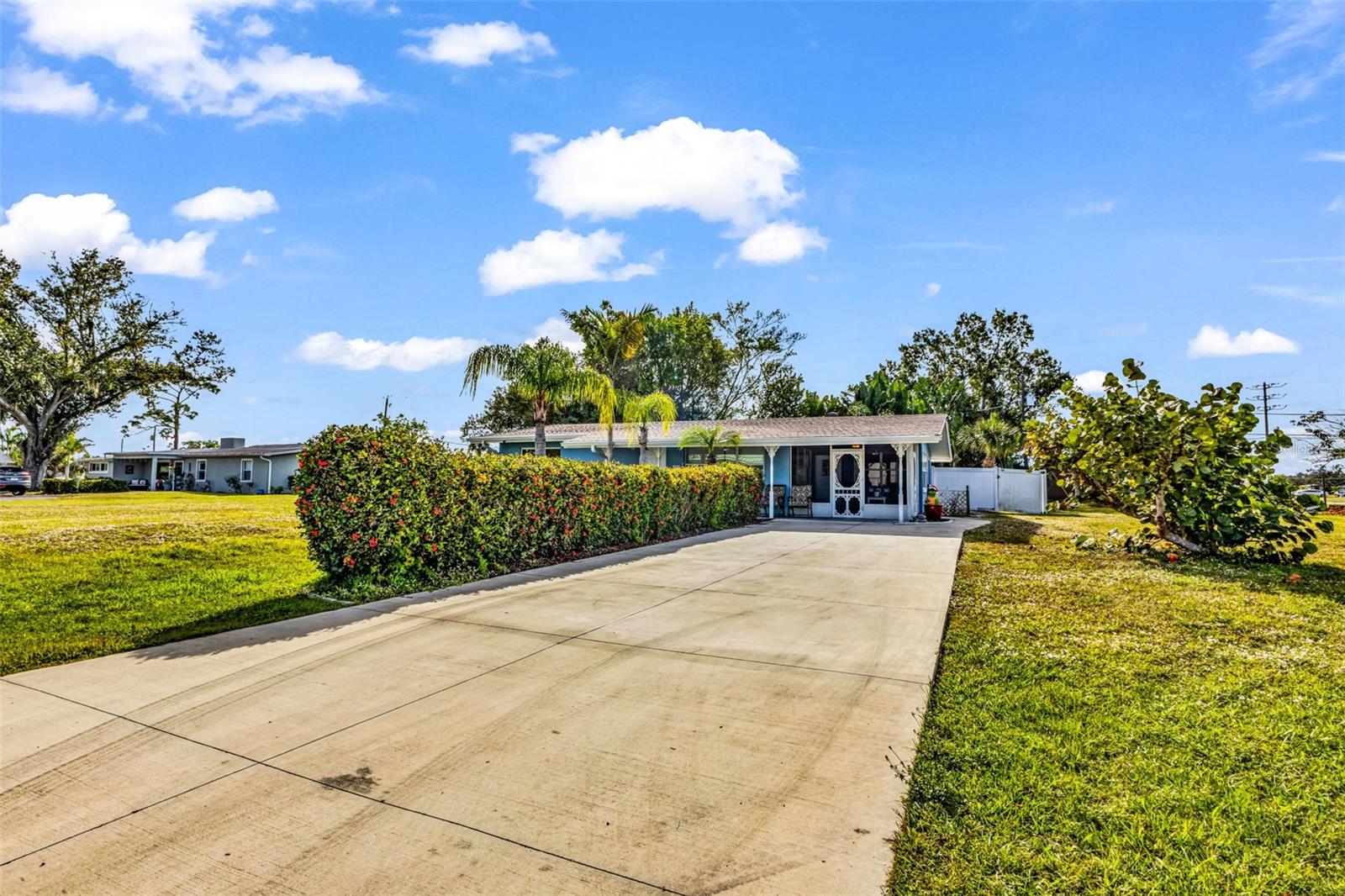 Image 4 of 51 For 419 Mckenzie Street