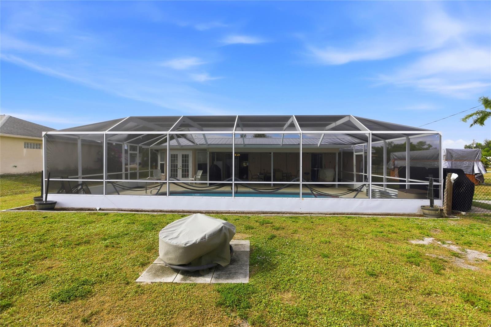 Image 27 of 37 For 3276 Pinetree Street