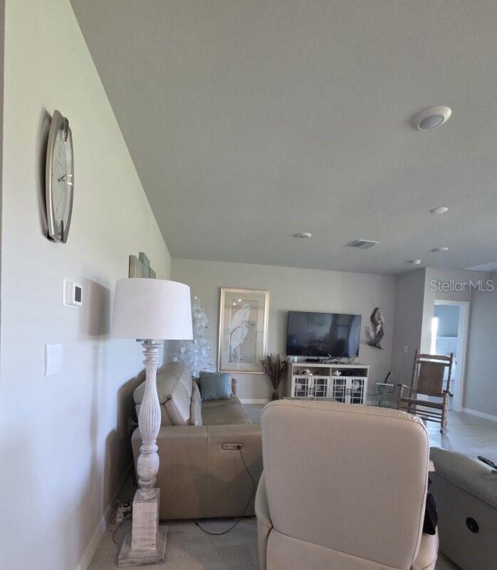 Image 17 of 48 For 1496 Mableton Drive