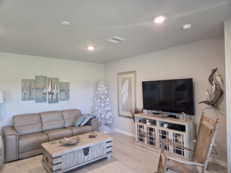 Image 3 of 48 For 1496 Mableton Drive