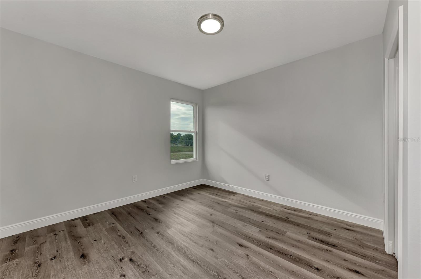 Image 10 of 48 For 11079 Kimberly Avenue