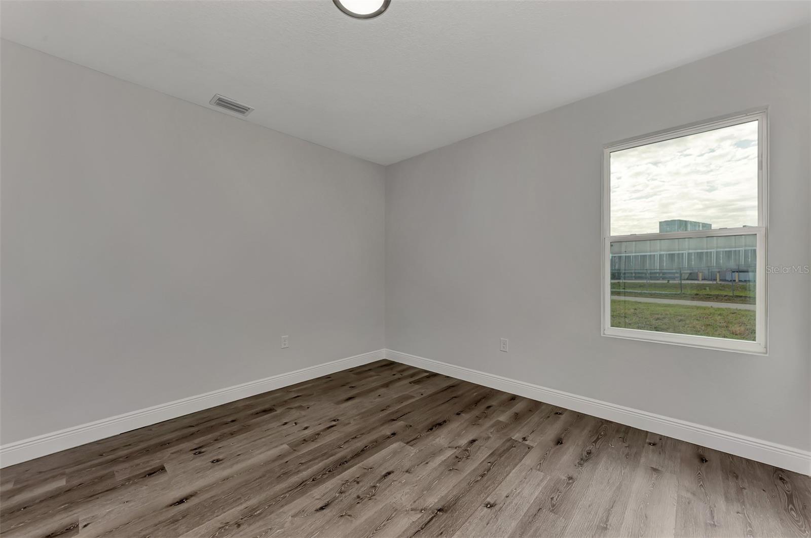 Image 11 of 48 For 11079 Kimberly Avenue