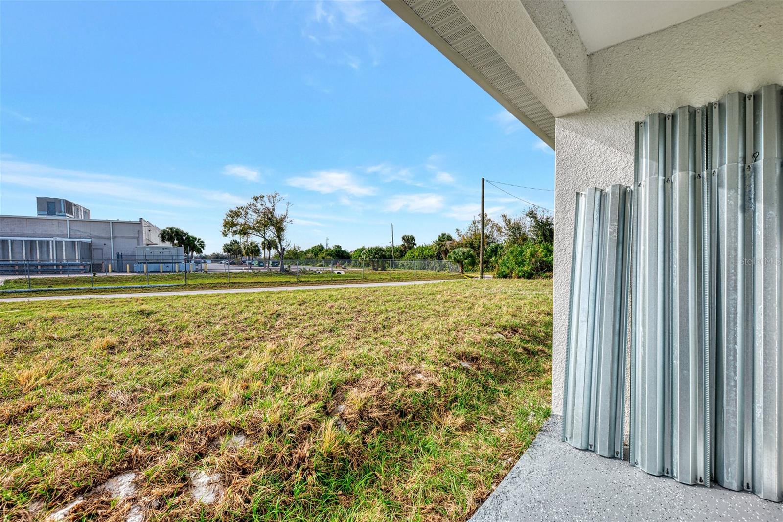 Image 12 of 48 For 11079 Kimberly Avenue