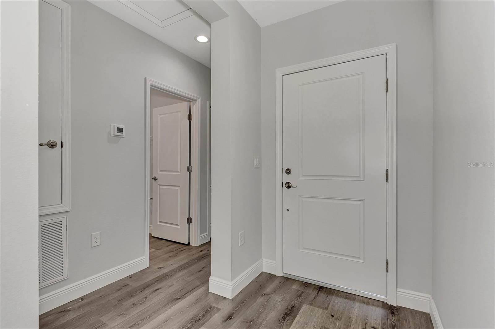 Image 16 of 48 For 11079 Kimberly Avenue