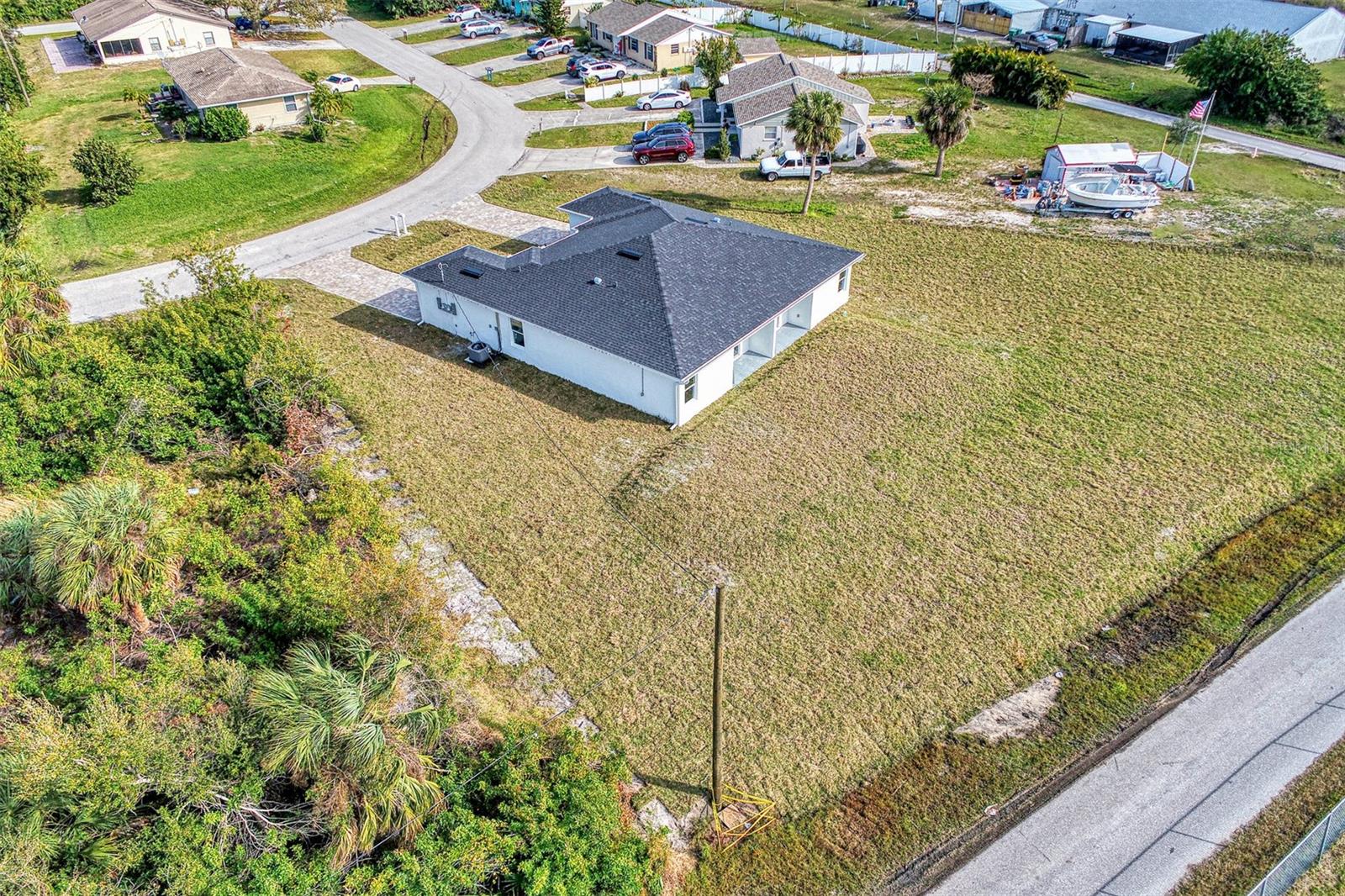 Image 3 of 48 For 11079 Kimberly Avenue