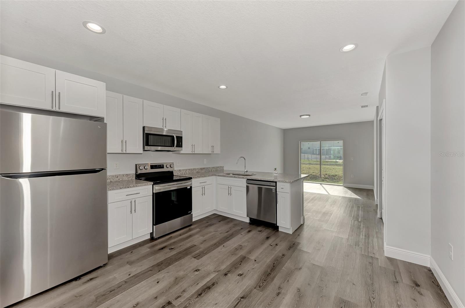 Image 8 of 48 For 11079 Kimberly Avenue