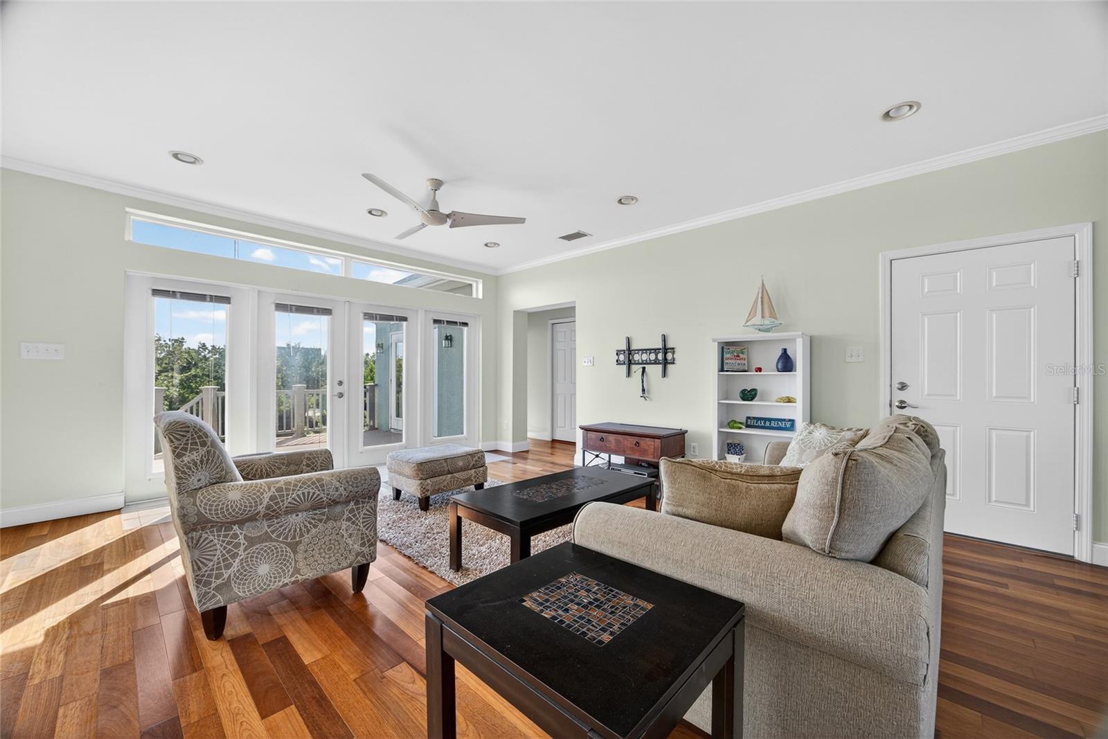 Image 10 of 33 For 631 Tahiti Court