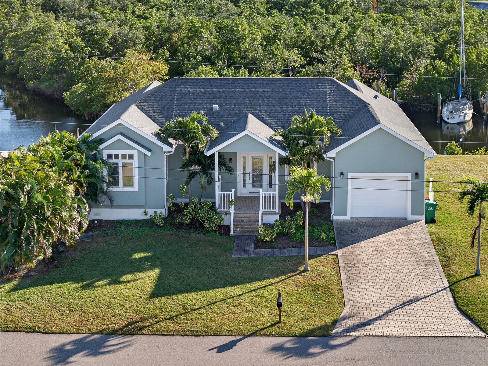 Image 31 of 33 For 631 Tahiti Court