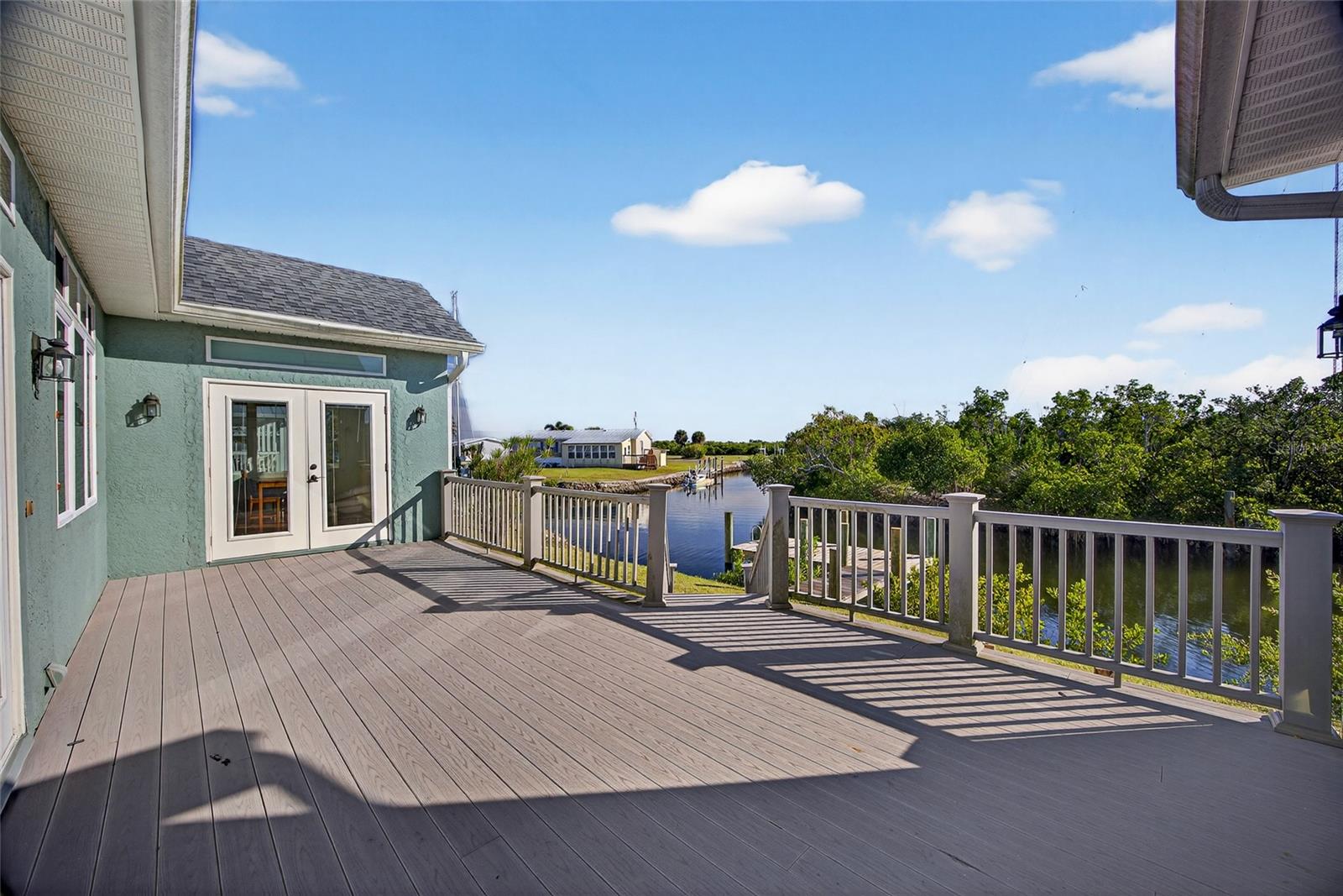 Image 4 of 33 For 631 Tahiti Court