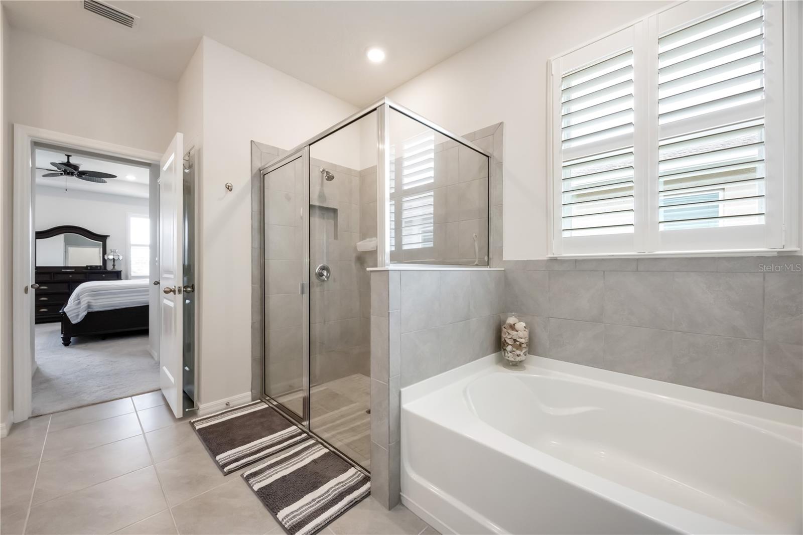 Image 18 of 42 For 4129 Quiet Rain Court