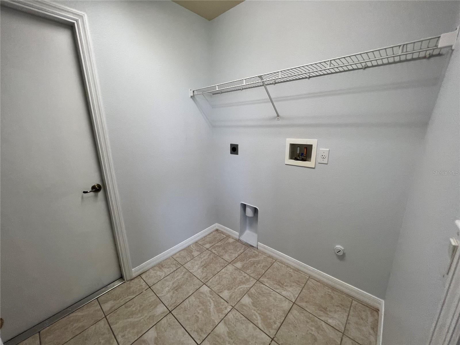 Image 18 of 29 For 99 Flanders Street