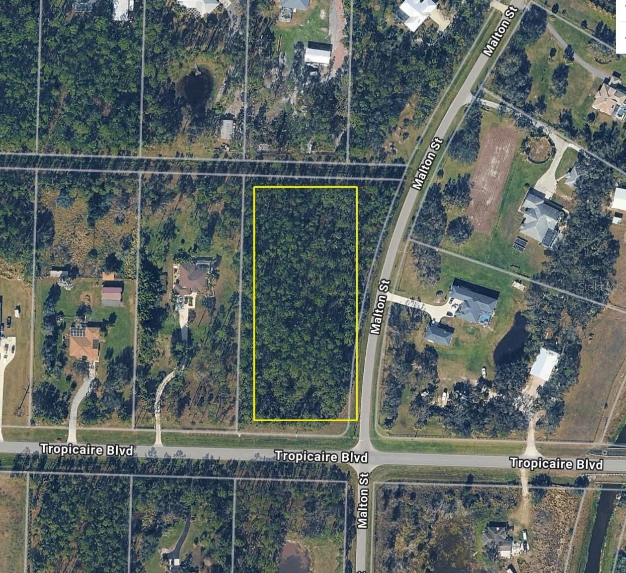 Image 20 of 27 For Tropicaire Boulevard