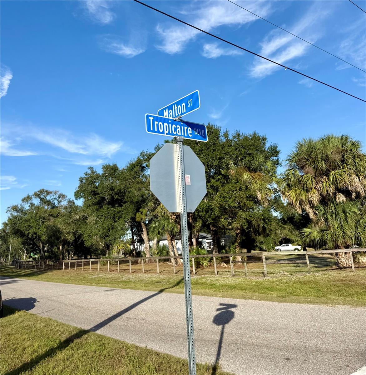 Image 4 of 27 For Tropicaire Boulevard