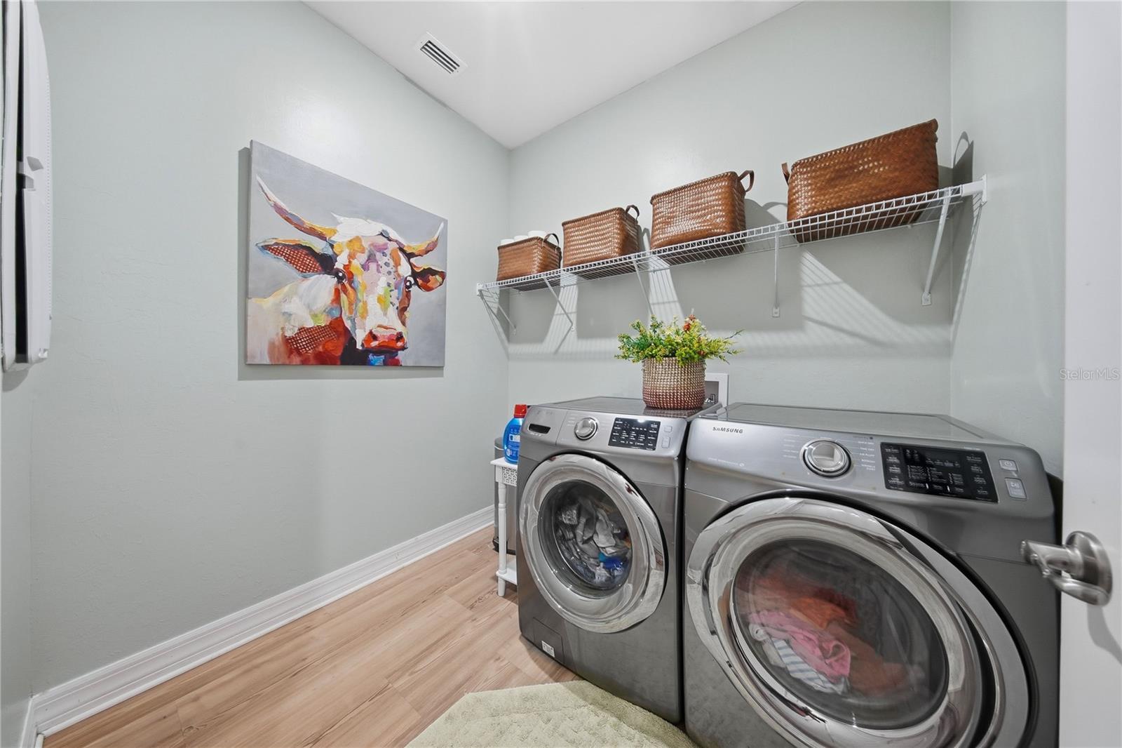 Image 17 of 49 For 16128 Lotus Way