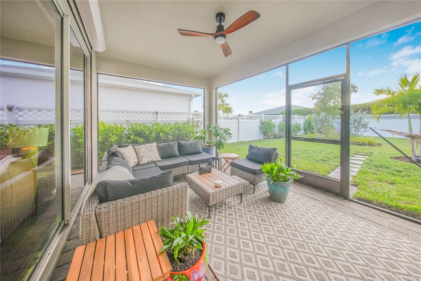 Image 20 of 49 For 16128 Lotus Way