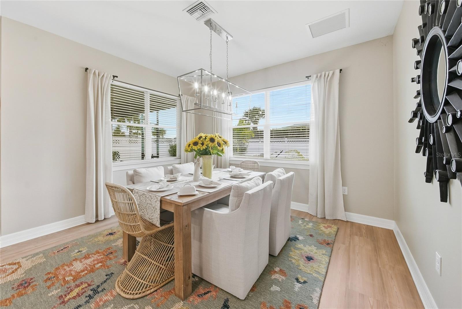 Image 6 of 49 For 16128 Lotus Way