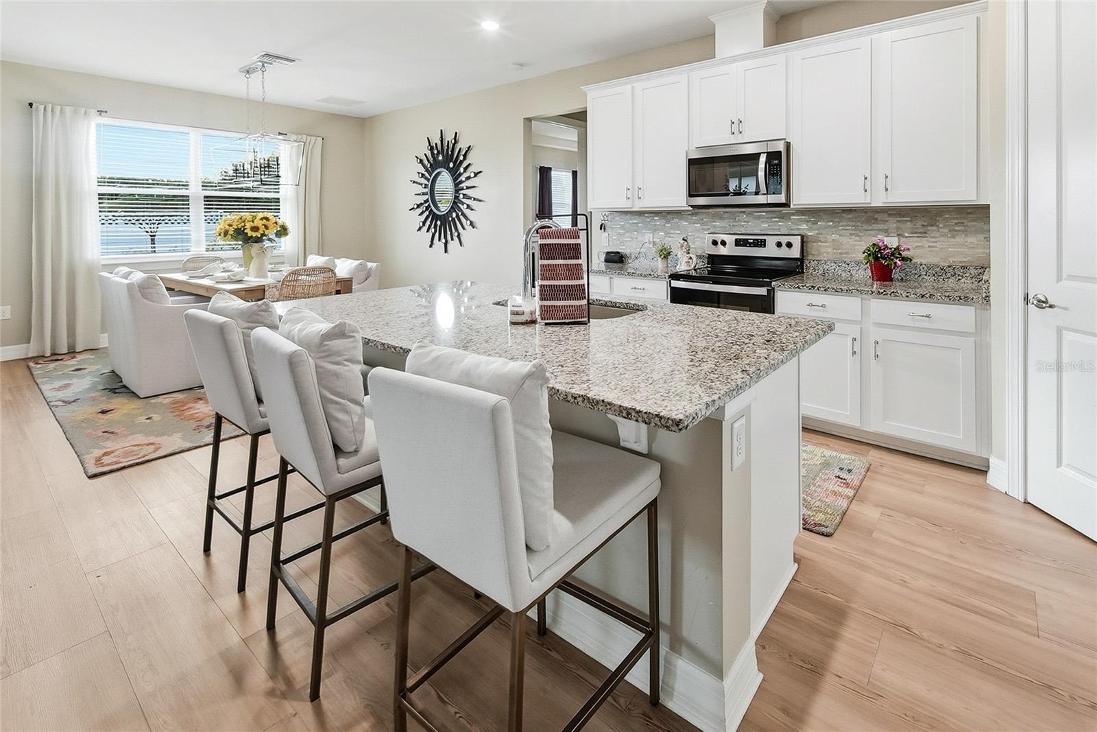 Image 9 of 49 For 16128 Lotus Way