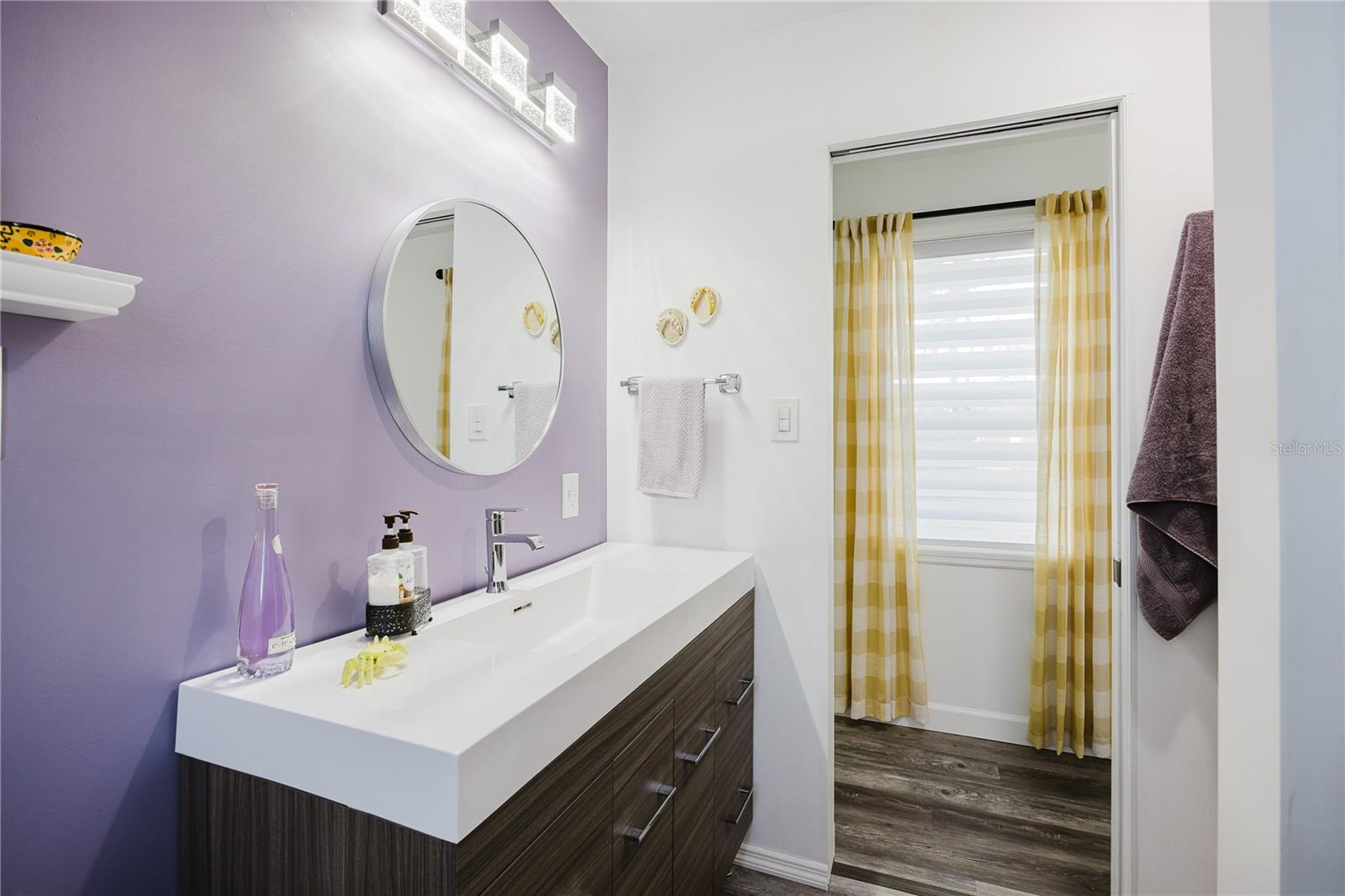 Image 19 of 43 For 11296 Olive Circle