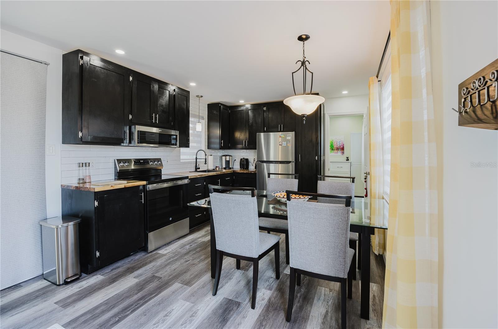 Image 8 of 43 For 11296 Olive Circle