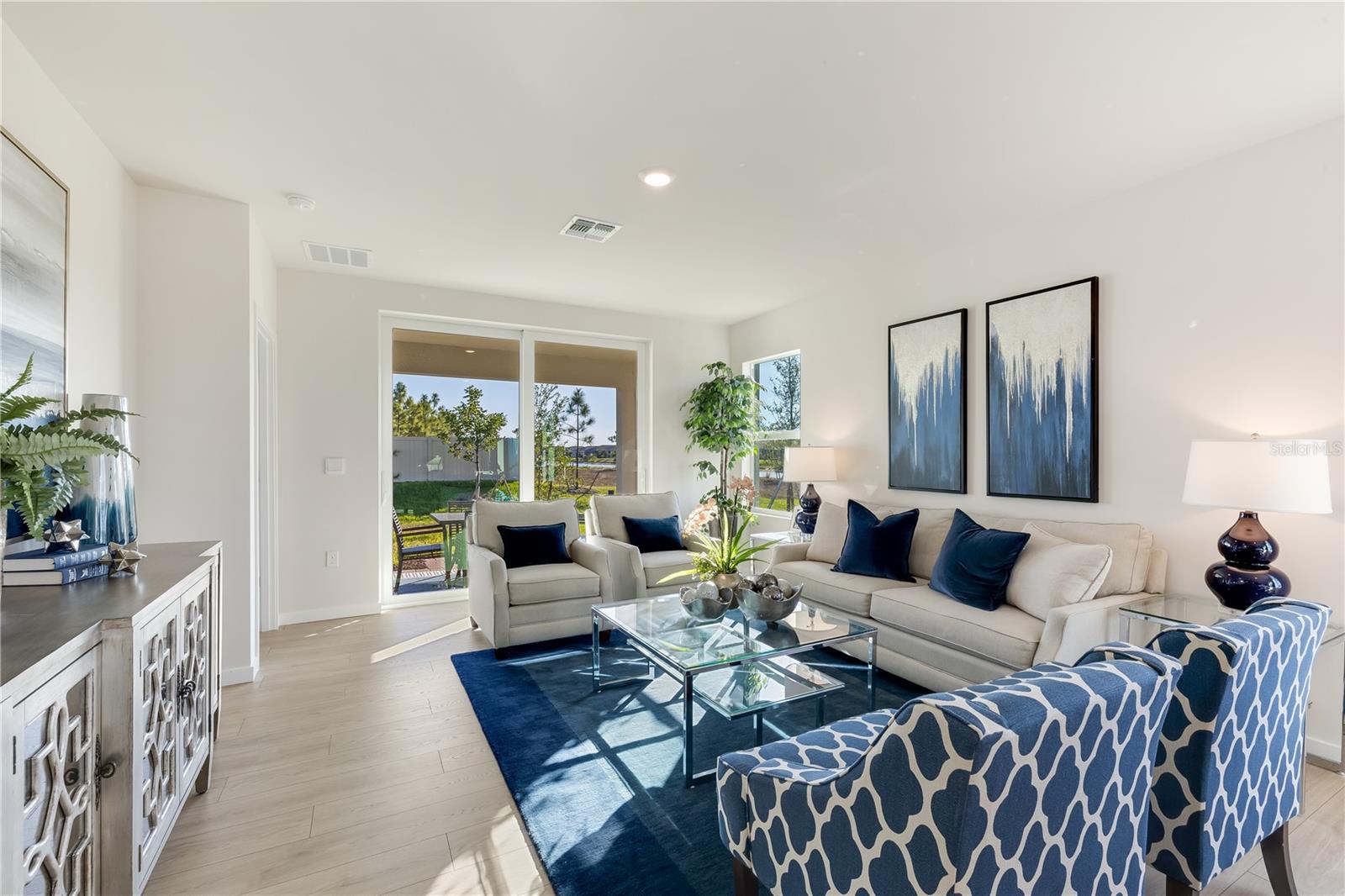 Image 16 of 29 For 9464 Sunbeam Circle