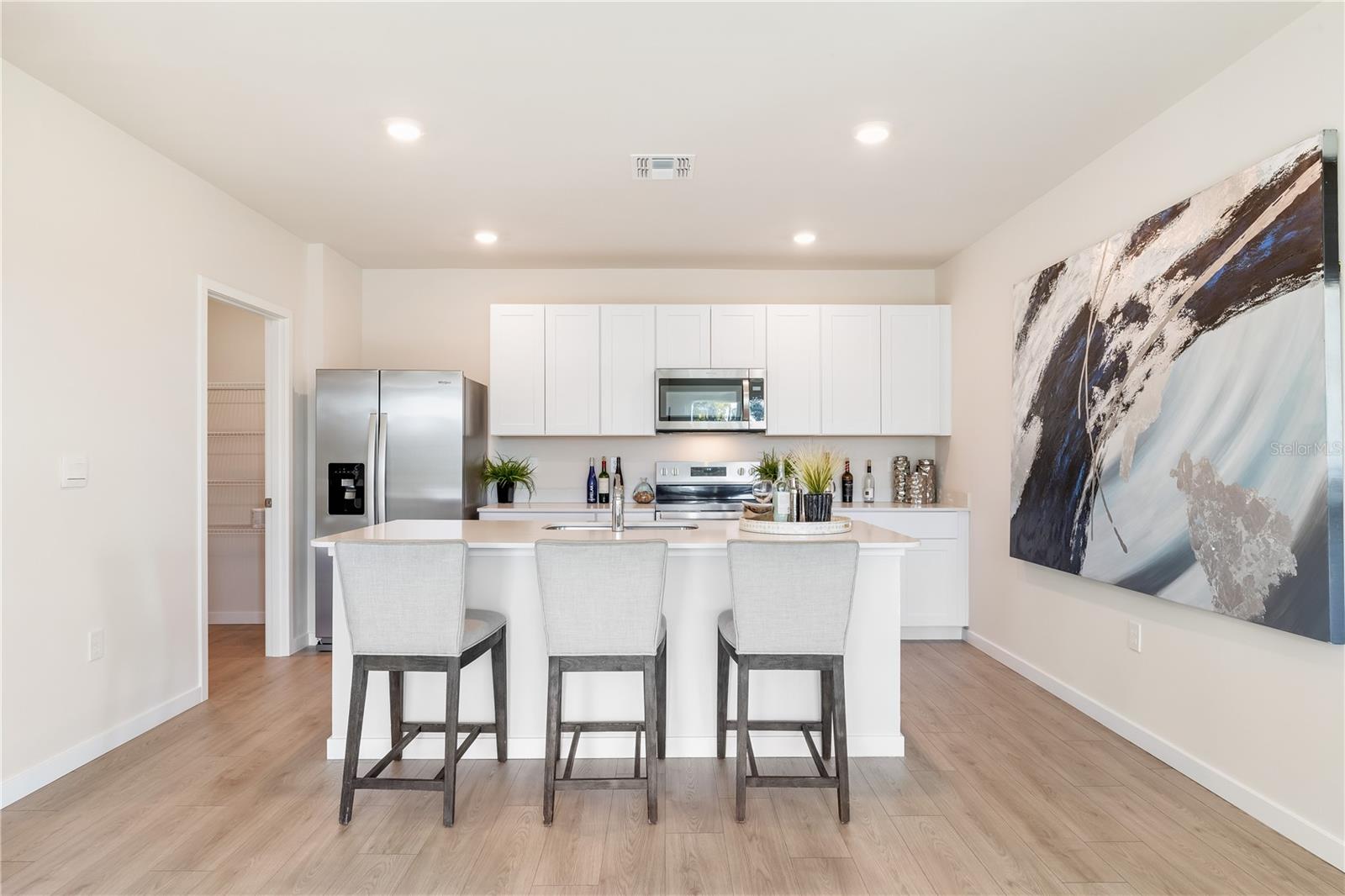 Image 5 of 29 For 9464 Sunbeam Circle