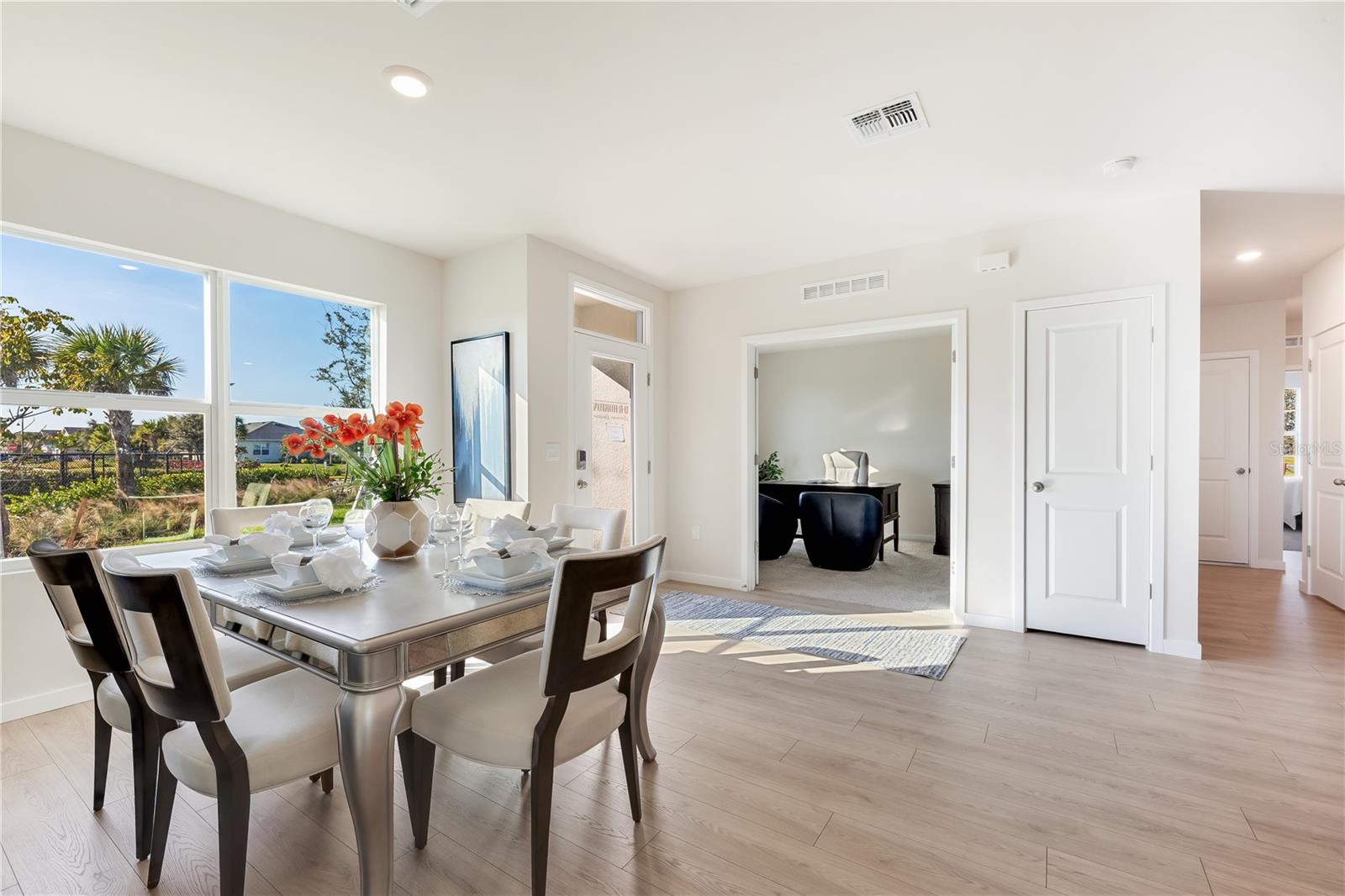 Image 8 of 29 For 9464 Sunbeam Circle