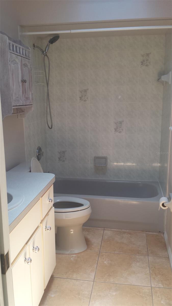 Image 12 of 20 For 404 Hazel Circle