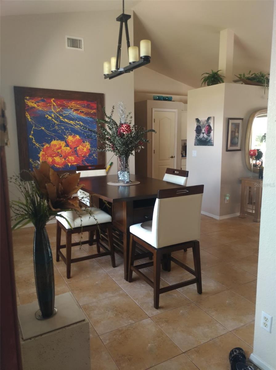 Image 5 of 20 For 404 Hazel Circle