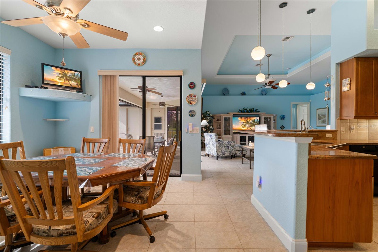 Image 26 of 68 For 17157 Mint Lane