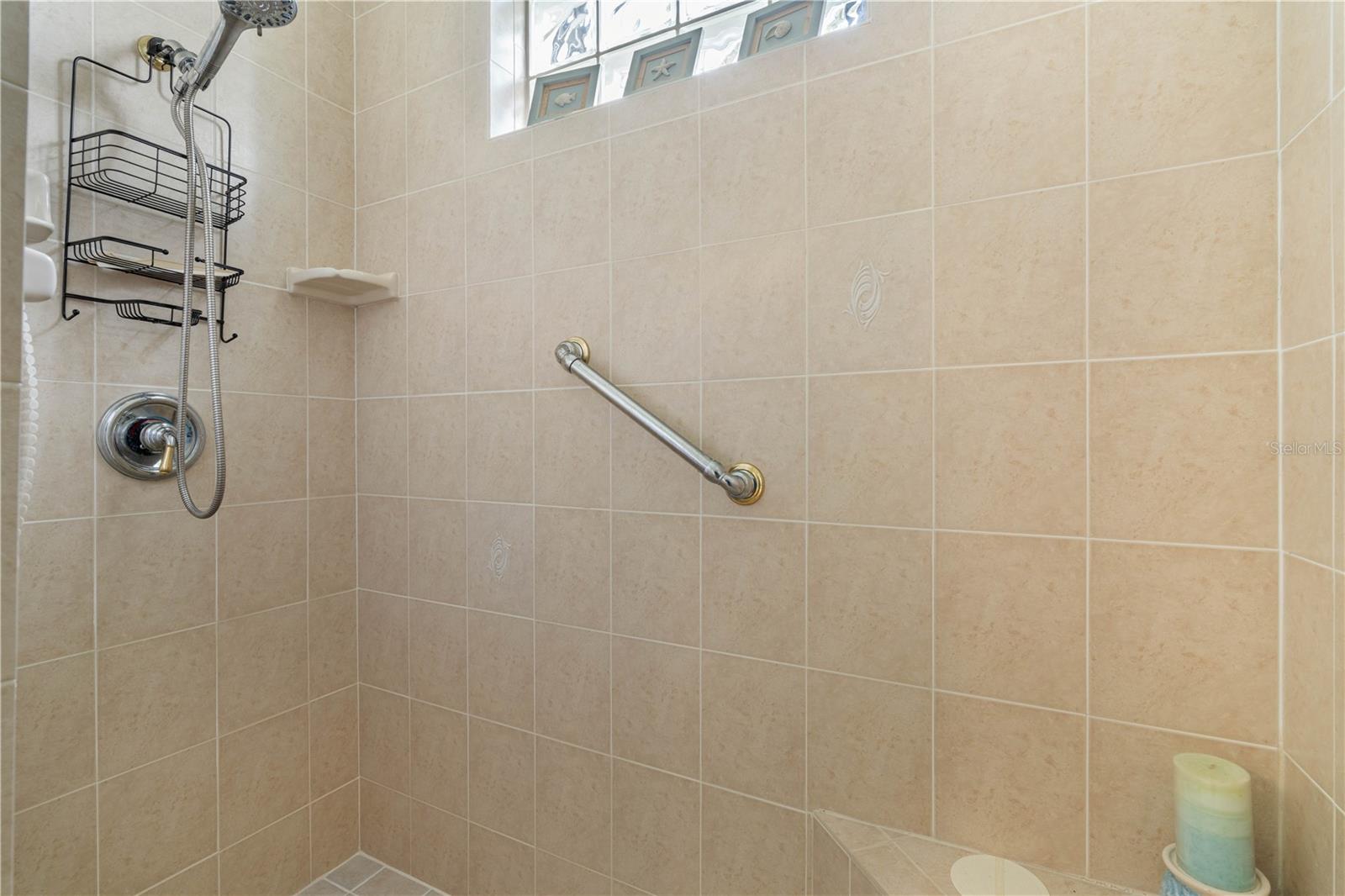 Image 42 of 68 For 17157 Mint Lane