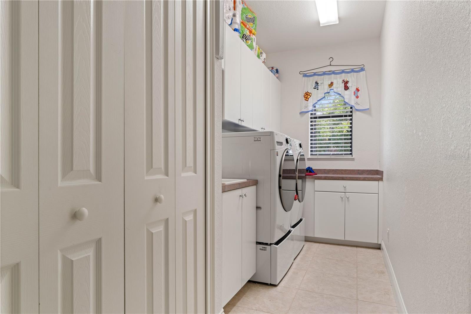 Image 48 of 68 For 17157 Mint Lane