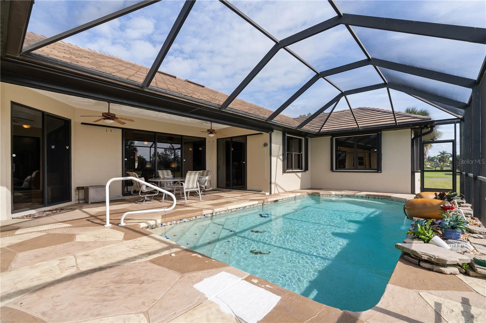 Image 9 of 68 For 17157 Mint Lane