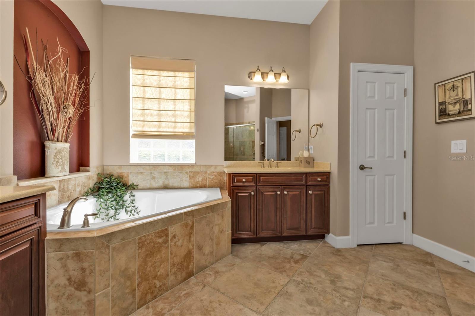 Image 22 of 69 For 2895 Mill Creek Road