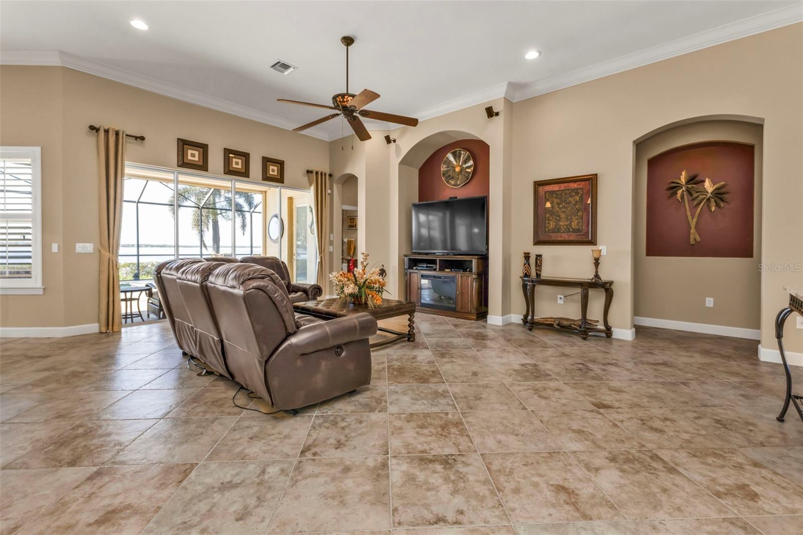 Image 6 of 69 For 2895 Mill Creek Road