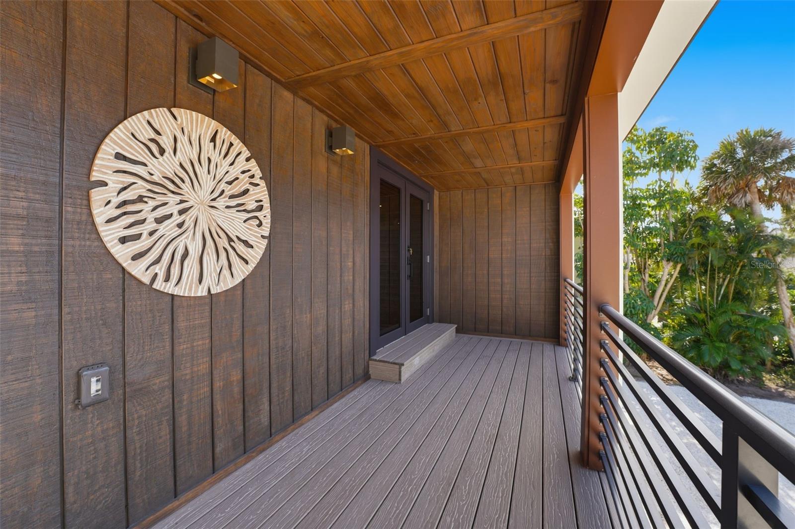 Image 20 of 93 For 2795 Beach Road B