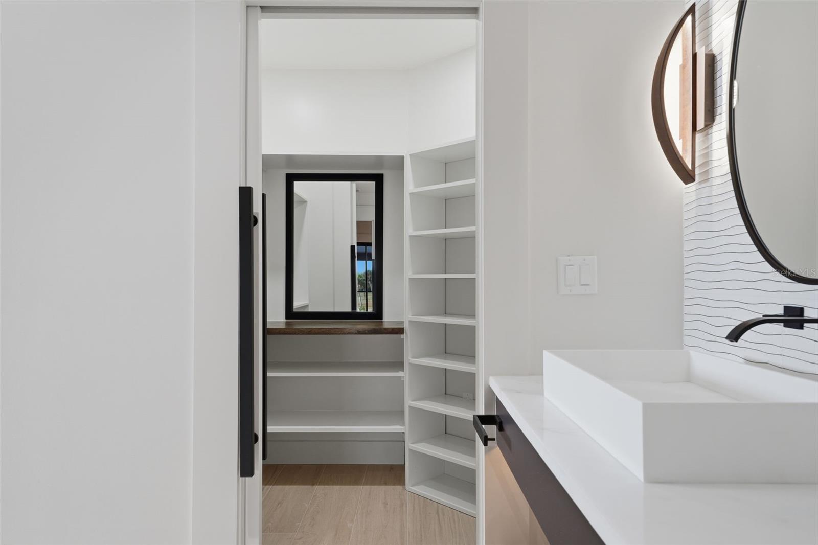 Image 31 of 93 For 2795 Beach Road B