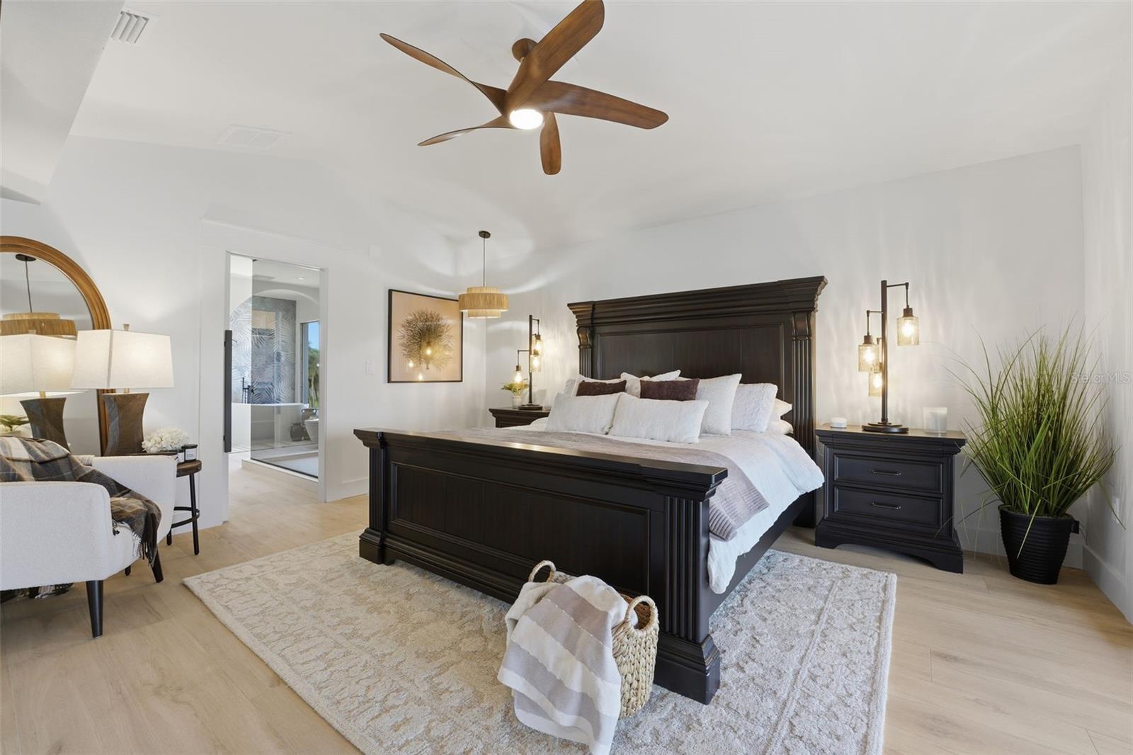 Image 39 of 93 For 2795 Beach Road B